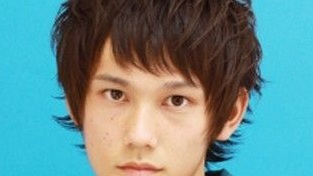 适合中学生男生发型推荐 学校也能拥有帅气型男发型