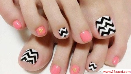 2013脚甲美甲图片赏析  www.67xuexi.com