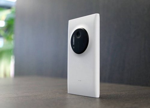 美媒评九款最佳智能手机 Lumia 1020入围