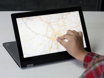 联想 Yoga13皓月银 外观图 