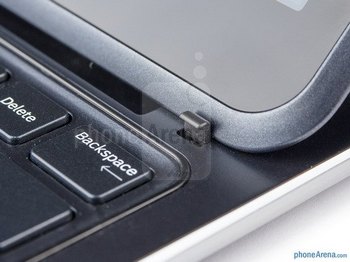 3200×1800超清屏配Win8.1+安卓 三星ATIV Q评测