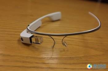 谷歌眼镜2.0版评测：前景广阔但局限性明显