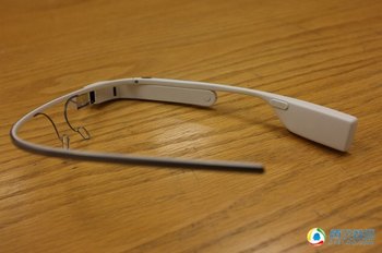 谷歌眼镜2.0版评测：前景广阔但局限性明显