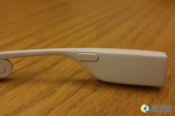 谷歌眼镜2.0版评测：前景广阔但局限性明显