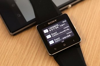 Smartwatch 2飺˫ֵ